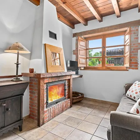 بيت للعطل El Malvis Nava